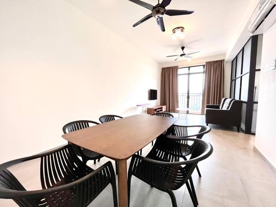 Ins Suite @ The Quartz Residence-Infinity Pool Malacca Extérieur photo